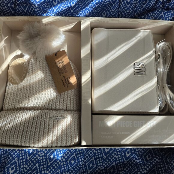 Steve Madden Accessories - NWT - Steve Madden gift boxes!! 🎁🎄